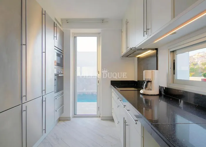 El Duque Modern With Pool * Costa Adeje (Tenerife)