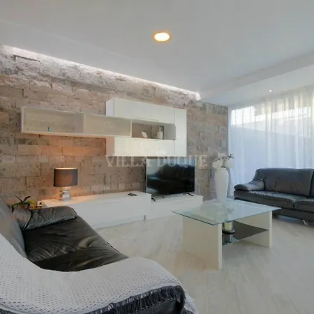 El Duque Modern With Pool Vila Costa Adeje (Tenerife)