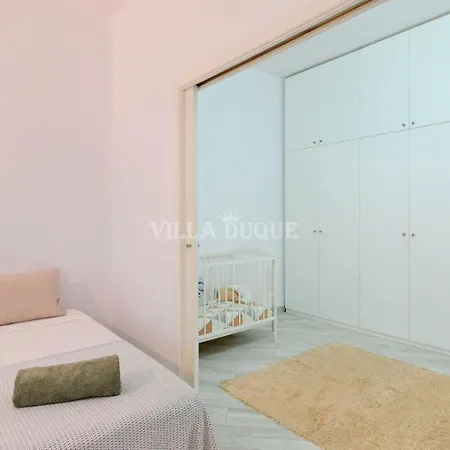 El Duque Modern With Pool Vila