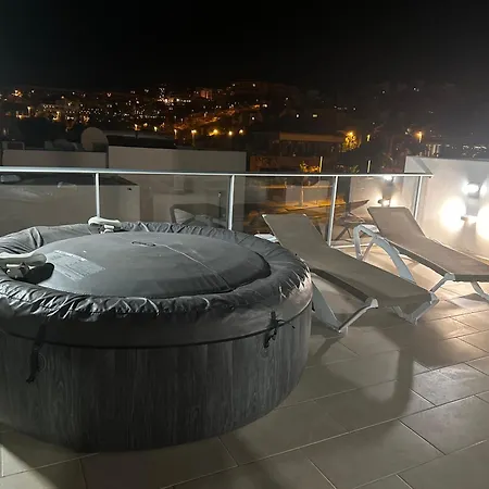 El Duque Modern With Pool Willa *