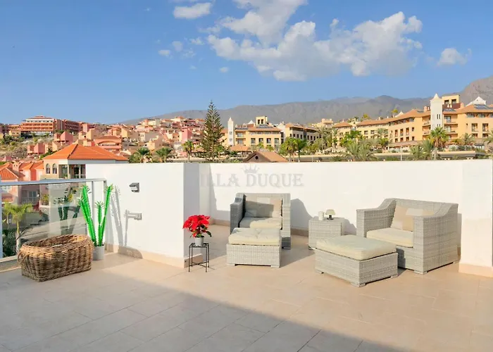 El Duque Modern With Pool Villa *